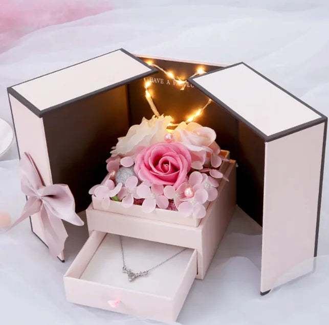 Mother's Day Rose Gift Box