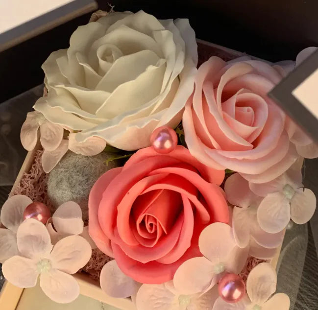 Mother's Day Rose Gift Box